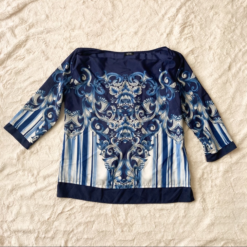 Made in Italy: blue & white paisley striped tunic
